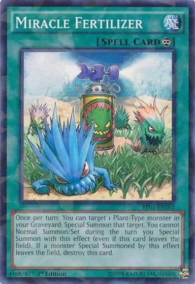 Miracle Fertilizer Shatterfoil Battle Pack 3: Monster League Yu-Gi-Oh! card