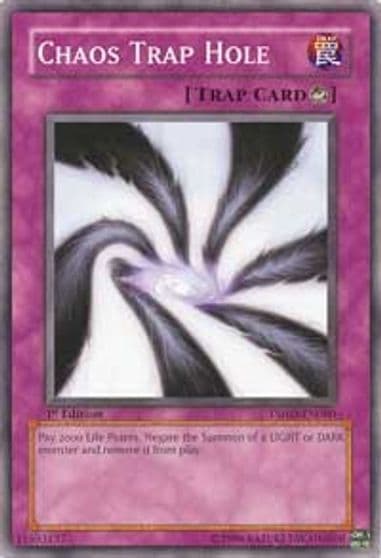 Chaos Trap Hole The Shining Darkness Yu-Gi-Oh! card