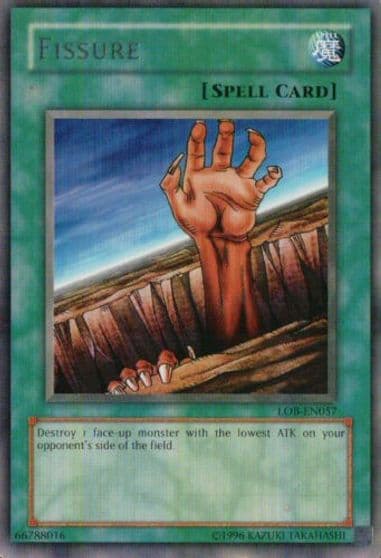 Fissure Legend of Blue Eyes White Dragon (Worldwide English) Yu-Gi-Oh! card
