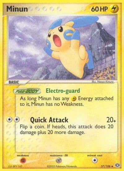 Minun Emerald Pokemon card